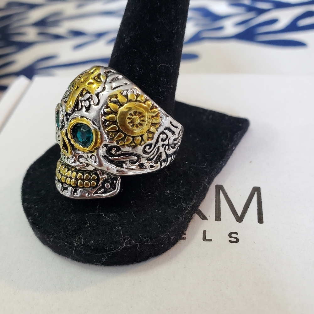 Retro Skull Head Ring - Picture 8 of 9